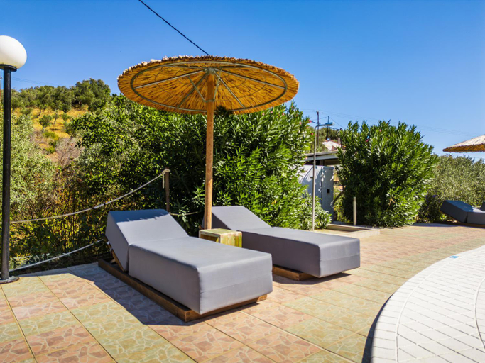 Others 5, Skiathos Country Studios, Thessaly