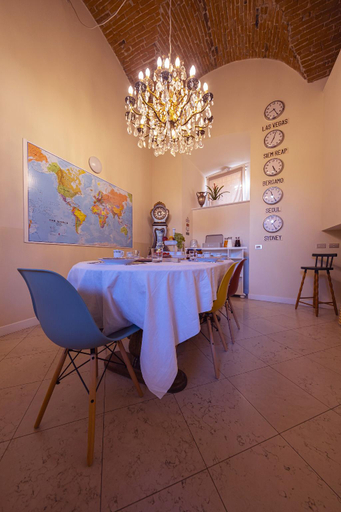 Food & Drinks, Foresteria Bergamo Bella B&B, Bergamo