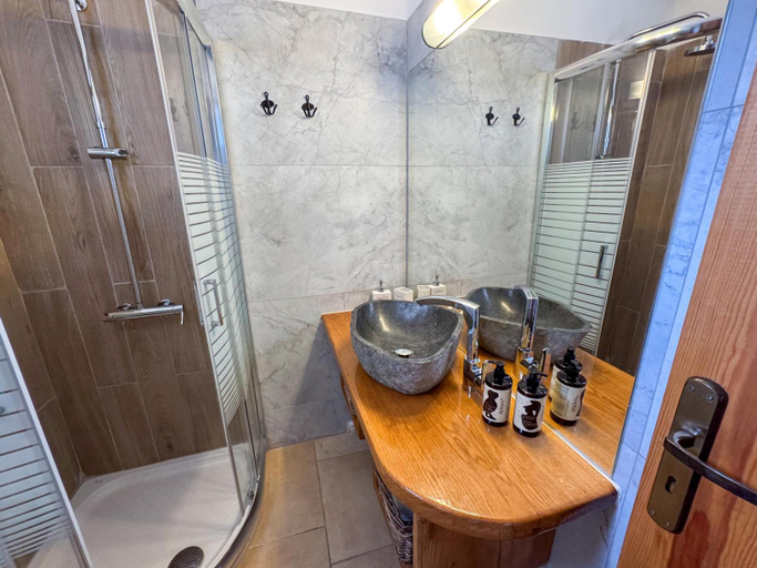 Bathroom 2, Ionian Villas, Ionian Islands