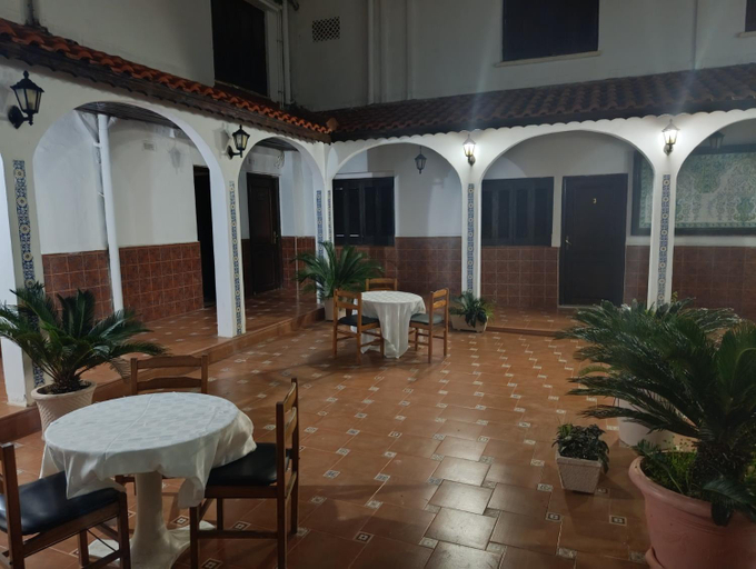 Others 4, Hotel Sidi Thameur, Bouzareah
