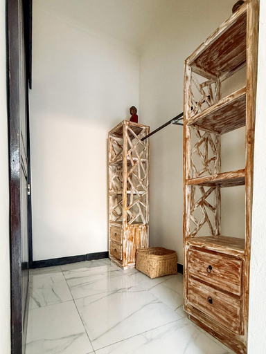 Others 3, Puri Sharai Homestay, Badung