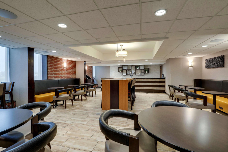 Food & Drinks 5, Drury Inn & Suites Springfield IL, Sangamon