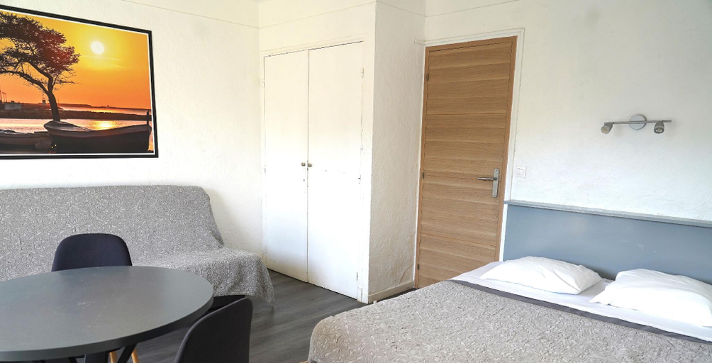 Bedroom 3, MOTEL ASCOT - Hôtel & Appartements, Alpes-Maritimes