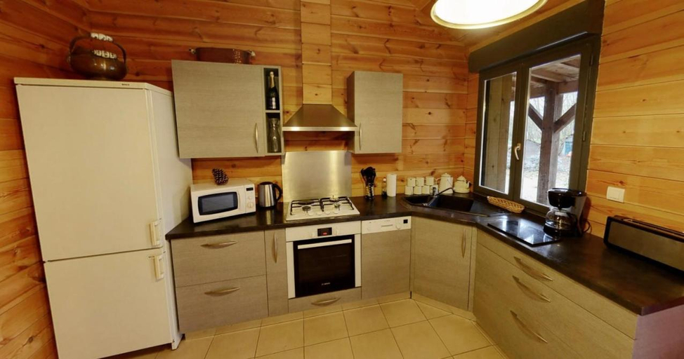 Kitchen 5, Western City, Aube