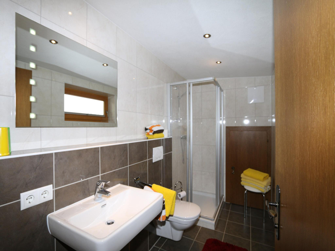 Bathroom 3, Apartment in Zillertal near Ski Slopes, Schwaz