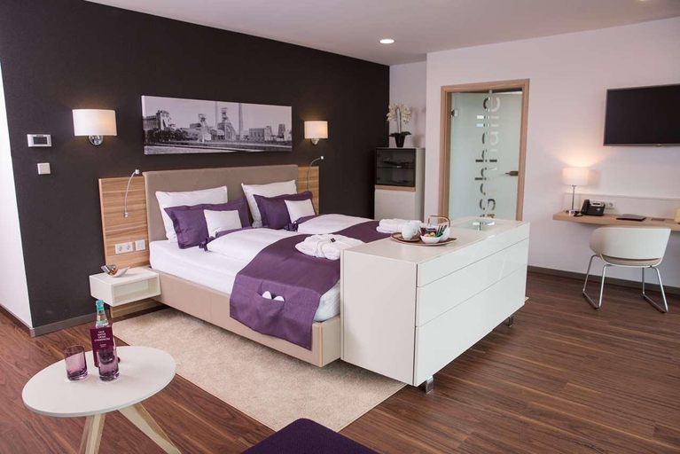Bedroom 4, HEINER'S PARKHOTEL, Gelsenkirchen