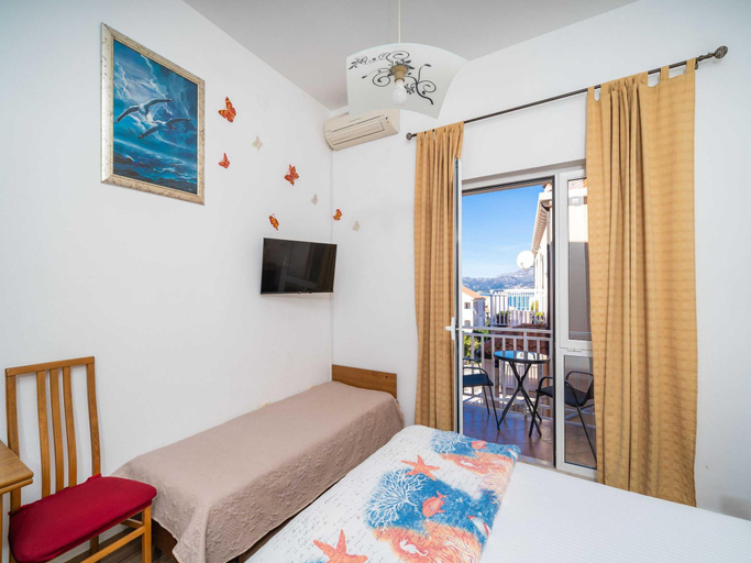Bedroom 2, Apartments Senjo - Studio Apartment with Balcony with Sea View Apartman 4, Konavle
