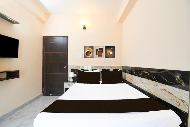 Bedroom 2, Hotel O Shivam Regency Near Acropolis Mall, South 24 Parganas