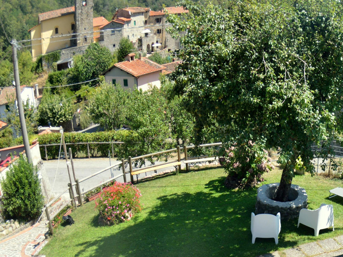 5, Cottage in San Marcello with Pool and Charm, Pistoia