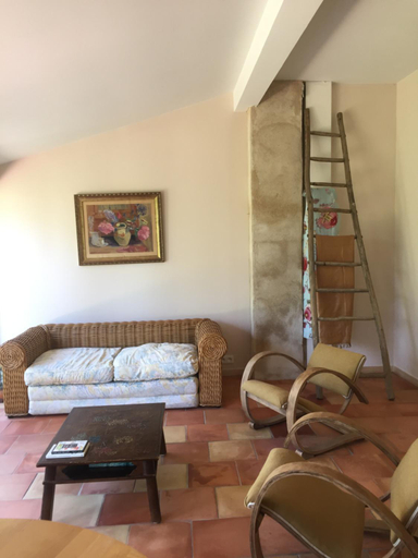Bedroom 2, DameChouette, Gironde