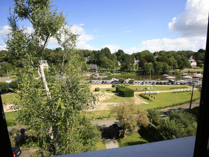 Others 5, Luxurious Villa in Pont-Aven with Private Pool, Finistère