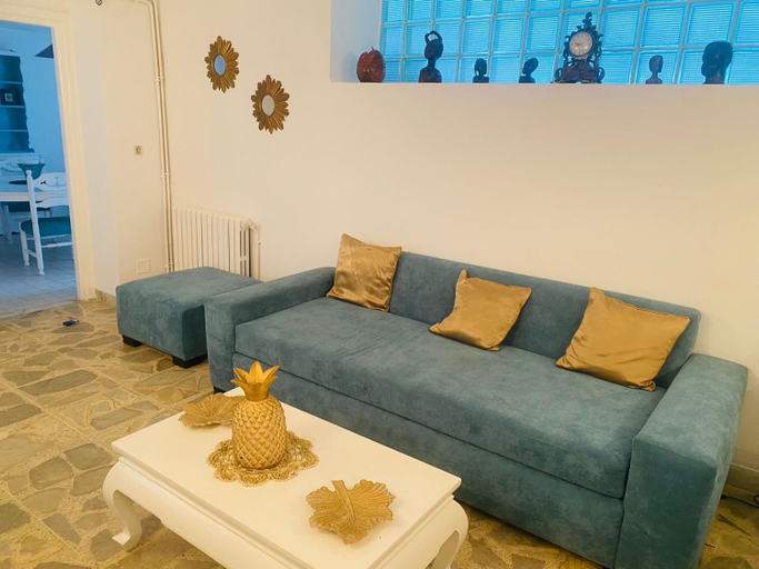 Others 3, Maison bleue, Carthage
