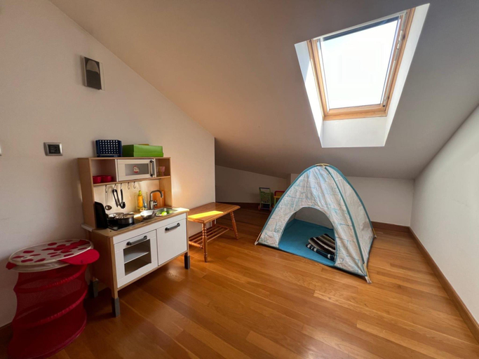 Others 5, YourHouse Aldo Ourense Termal, Ourense