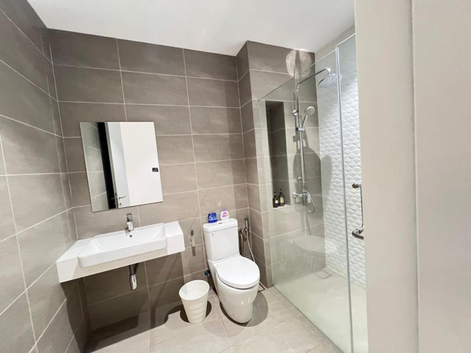 Bathroom 5, quill residence , Kuala Lumpur