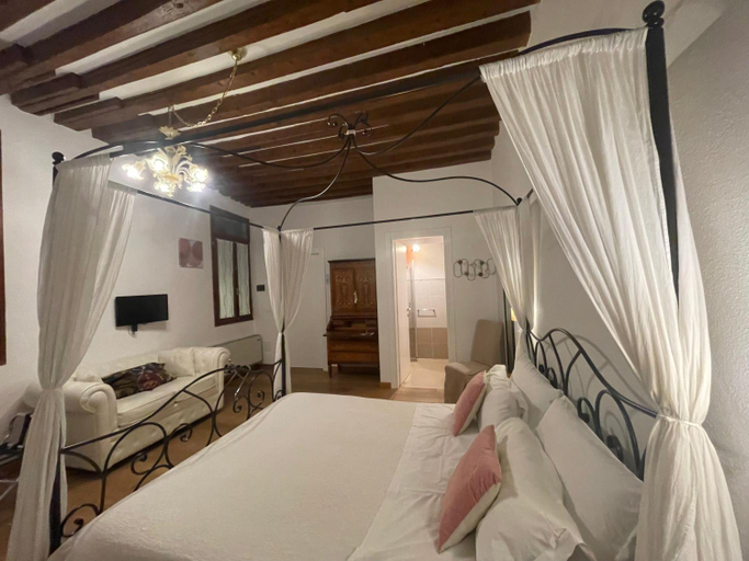 Bedroom 2, B&B Residenza Corte Antica, Venezia