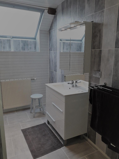 Bathroom 3, Chambre d'Hote La Bouliere, Ille-et-Vilaine