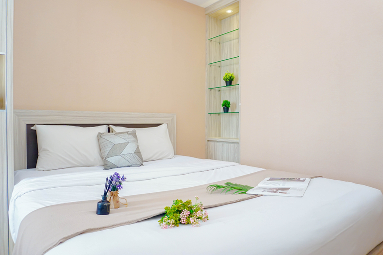 Bedroom 4, Comfy and Homely Space 2BR at Apartment Vasanta Innopark By Travelio, Cikarang