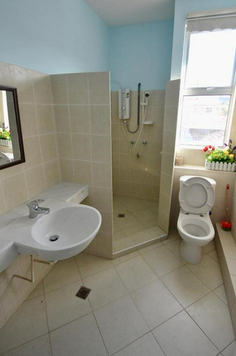 Bathroom 5, Trival Puteri Indah House @ Indah Jaya Sandakan, Sandakan