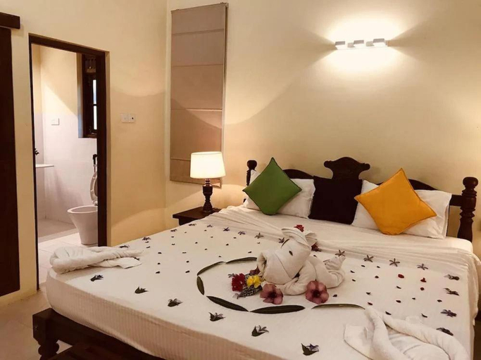 Bedroom 2, Lake View Bungalow, Thissamaharama
