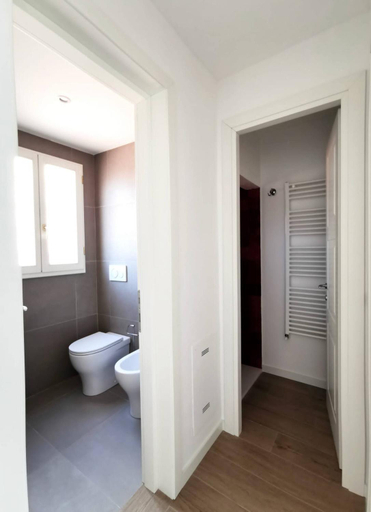 Bathroom 3, Luce -Modern Suite Apartment in Florence, Florence