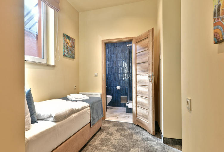 Bathroom 4, Oysters & Bubbles. Gastro Rooms, Poznań City