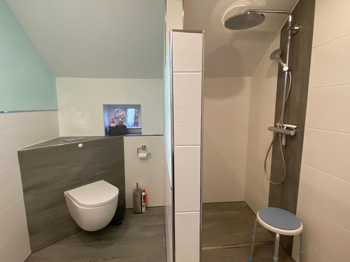 Bathroom 2, Ferienwohnung im Gulfhof, 65269, Leer