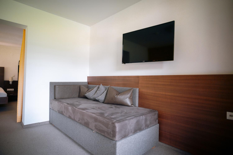 Bedroom 2, Apart-Garni Innerwiesn, Schwaz