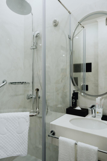 Bathroom 4, Bon Hotel Bishkek, Bishkek