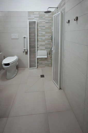 Bathroom 4, Cataneasy Rooms, Catania