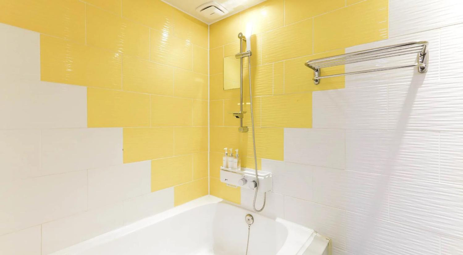 Bathroom 5, Pohang Jukdo Market G1, Pohang
