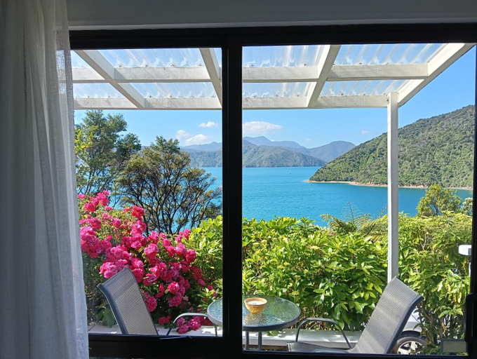 Others 5, A Sea View B&B, Marlborough