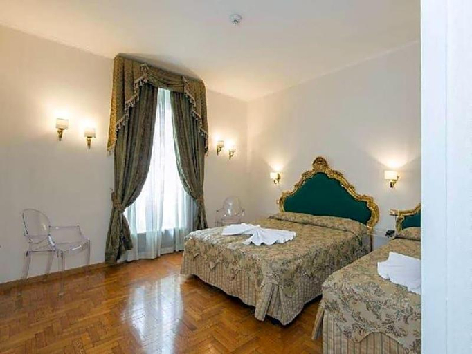 Bedroom 3, Domus Colosseo Hotel, Roma