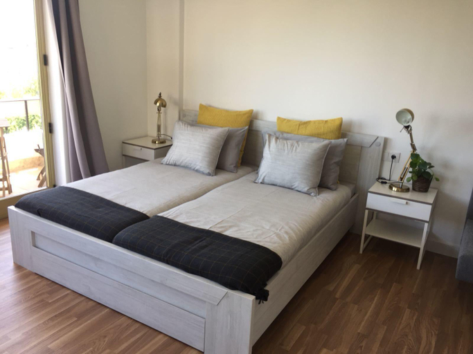 Bedroom 4, Republica 83 - Campo Pequeno Home, Lisbon