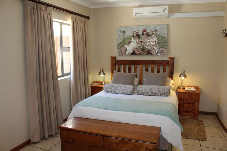 Bedroom 2, Travalia Guest Farm, Central Karoo