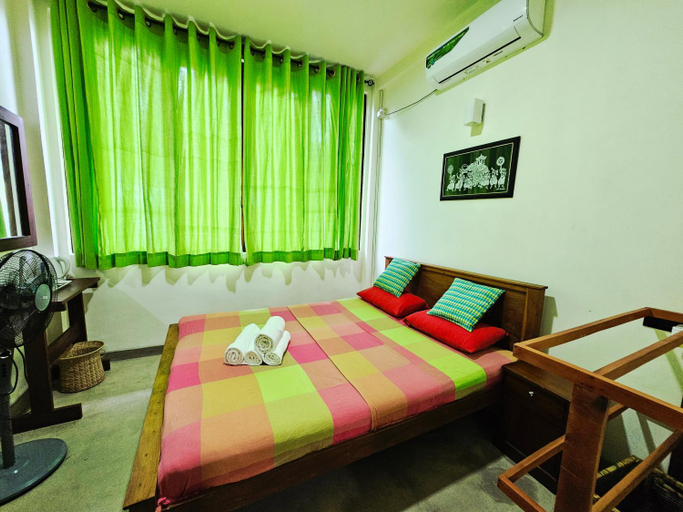 Bedroom 2, Victoria House, Medadumbara