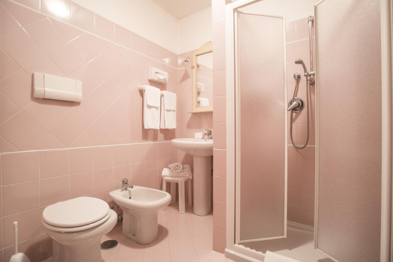 Bathroom 5, Hotel Terranova, Olbia-Tempio