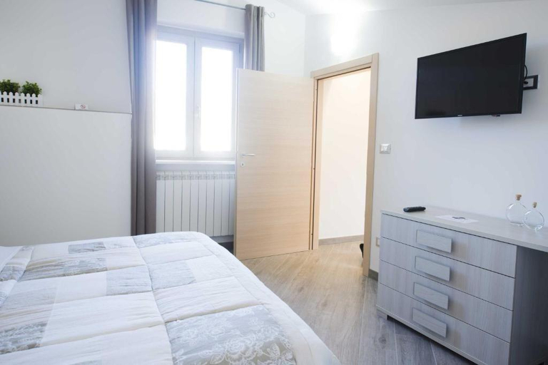 Bedroom 2, B&B Solimo, L'Aquila