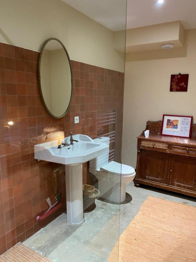 Bathroom 3, DameChouette, Gironde
