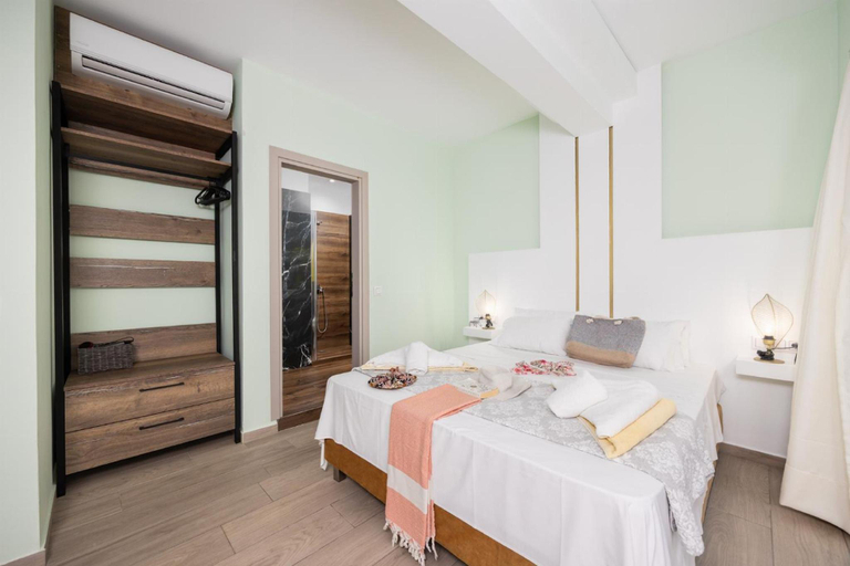 5, Villa Stavroula in Mparmpati, Ionian Islands