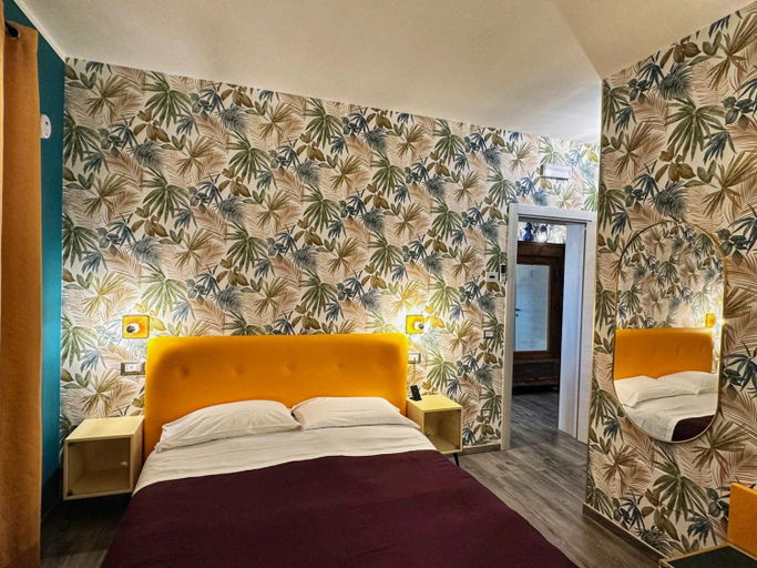 Others 2, AlCivico3 B&B, Macerata