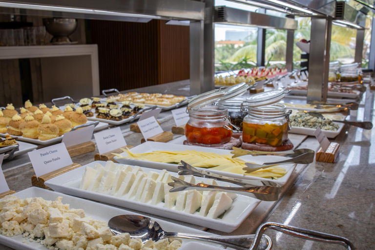 Buffet, Secrets Mirabel Cancún Resort & Spa – Adults Only – All Inclusive. New Spa now open!, Benito Juárez