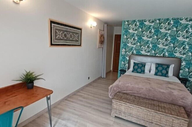 Bedroom 3, Au Petit Pressoir, Saône-et-Loire