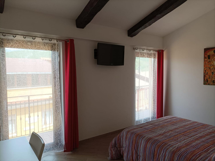 Bedroom 2, B & B IL TRATTURO, Isernia