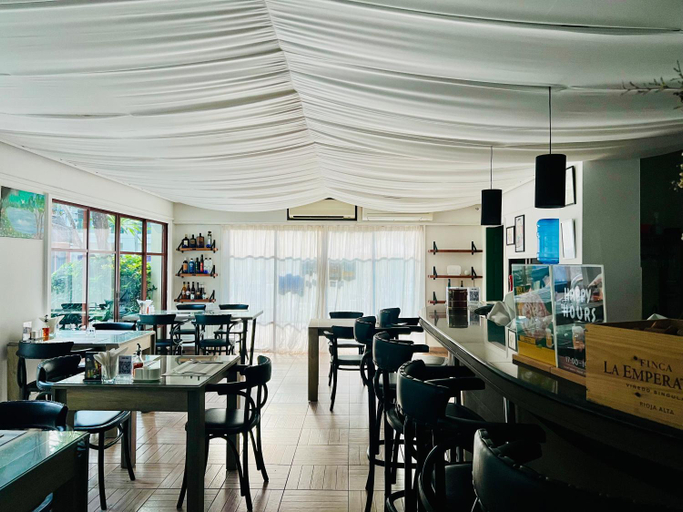 Food & Drinks 3, Baan Puri Serviced Apartment by RESAVA, Pulau Phuket