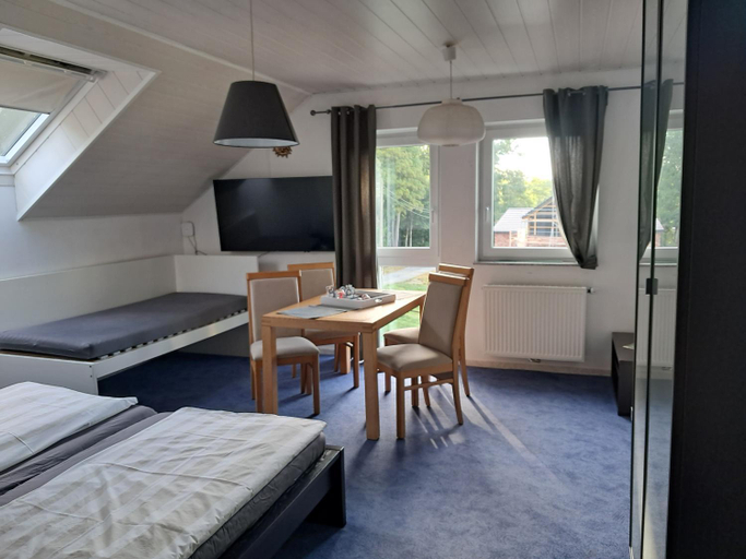 Bedroom 2, B&B V.K. PGmbH, Liège