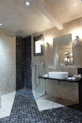 Bathroom 4, Hostellerie Les Gorges De Pennafort, Var