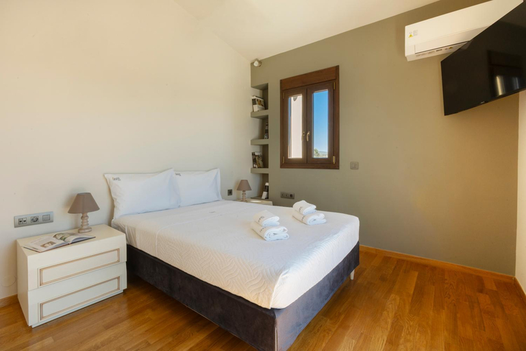 2, Villa Haria - Lux Villa with Private Pool in Crete, Crete