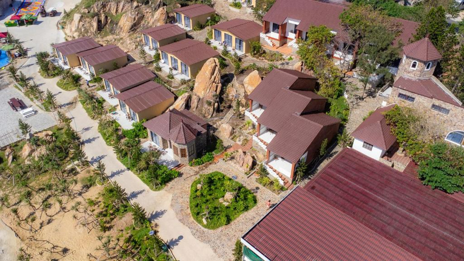 Exterior & Views 2, Adora Bay Ke Ga Beach Resort - Onsite Water Park, Hàm Thuận Nam