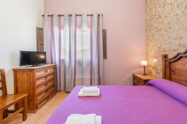 Bedroom 2, HOSTAL EL MOLINO, Teruel