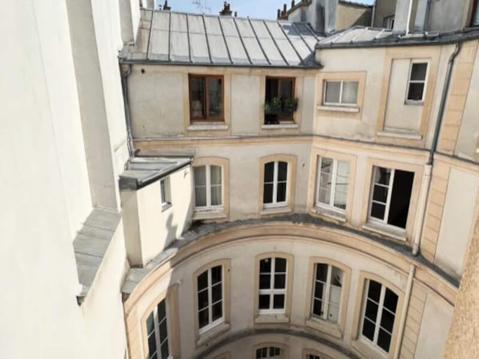 Others 5, Studio Temple -, Paris
